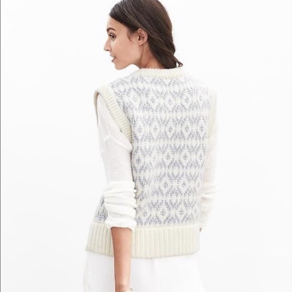 🆕 Banana Republic Italian Fair Isle Vest with Front Zipper Closure. Size Small - Picture 2 of 10